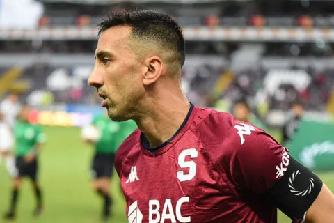 "Mediocridad": desde Saprissa fulminan a Alajuelense y Herediano por el ataque a Mariano Torres