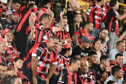 Alajuelense hace enojar a Saprissa: "Somos el equipo más grande del país"