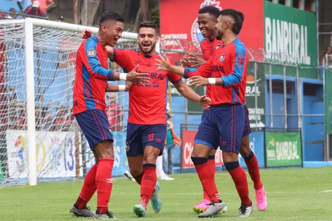 Municipal aumenta su racha de victorias en la Liga de Guatemala