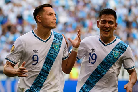 El guatemalteco Esteban García fue llevado de urgencia a un hospital
