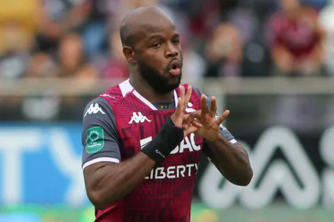 De Javon East para Saprissa: el mensaje del goleador que nadie esperaba