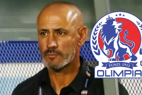 Batacazo en Olimpia: Eduardo Espinel renuncia y señala al verdadero culpable de su decisión: "Hablé con los jugadores"