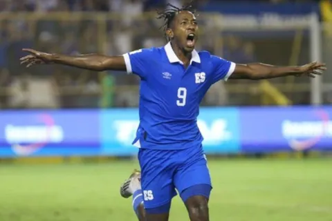 Brayan Gil recibe la noticia más esperada en Rusia que se celebra en El Salvador