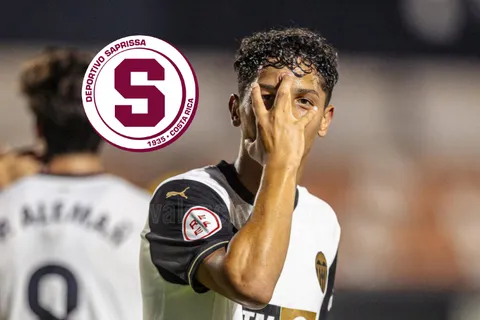 “No está interesado”: Saprissa recibe la noticia de Warren Madrigal que sorprende a todos en Tibás