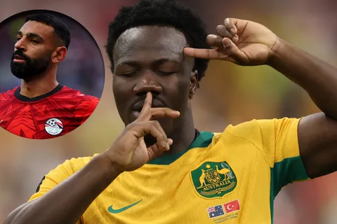 Quién es Nestory Irankunda, la figura de Australia que quiere dejar sin Mundial 2026 a Mohamed Salah