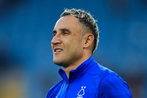 Keylor Navas palpita su llegada a un equipo repleto de estrellas tras ser rechazado por Barcelona