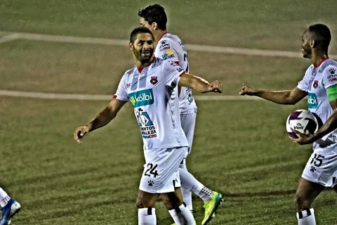 La Liga Deportiva Alajuelense logró su primer triunfo sin la presencia de Bryan Ruiz