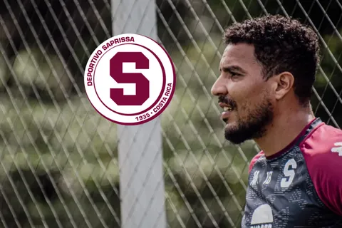 Esteban Alvarado dispara sin piedad y hace estallar a Saprissa con lo que pocos futbolistas se atreven a decir: "Nos está faltando...
