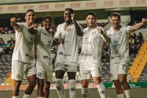 Sporting FC festeja a puro gol.