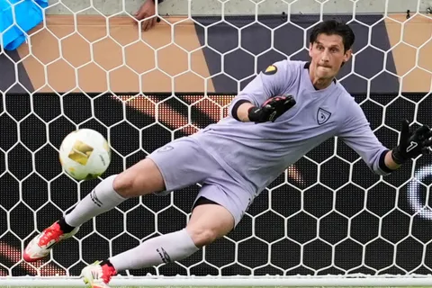 "Se la haré complicada": Nicholas Hagen recibe advertencia que sentenciaría su futuro en la Selección de Guatemala