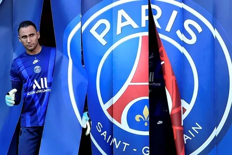 Revista France Football premió a Keylor Navas tras su debut con PSG