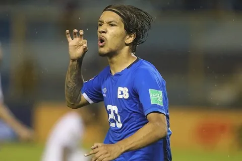 Enrico Dueñas está emocionado de volver a jugar con El Salvador