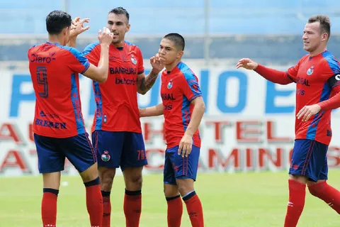 Municipal aumentó su racha de victorias en la Liga de Guatemala