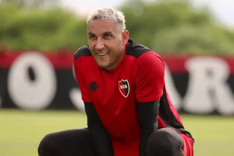 Keylor Navas encuentra un motivo para celebrar en medio del infierno que vive en Newell's