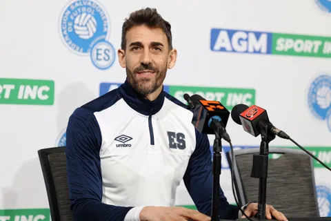 David Dóniga dio pistas de cómo jugará El Salvador contra Argentina