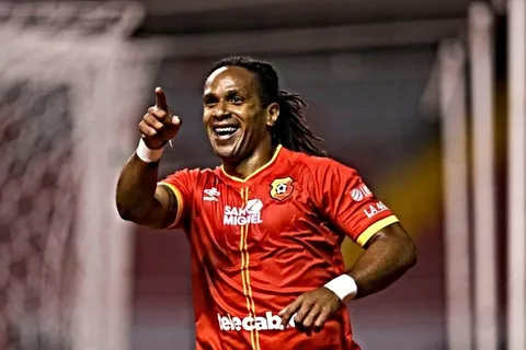 El regalo que Jonathan McDonald le pidió a sus compañeros de Herediano