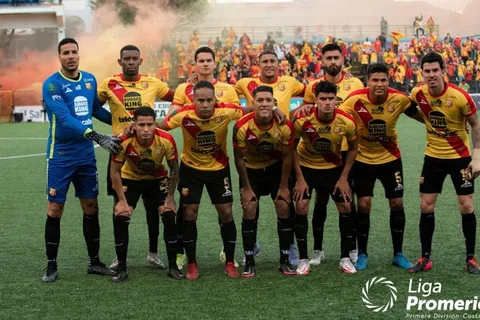 Los tres candidatos a ser nuevo DT de Herediano
