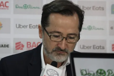 Juan Carlos Rojas habló del fichaje fallido. (Foto: Teletica)