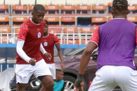 Boniek García entrena con Olimpia
