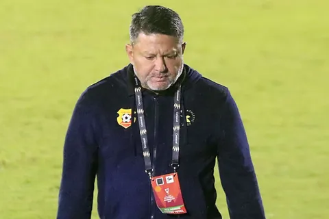 Jafet Soto tomó una polémica decisión que afectaría a Herediano.