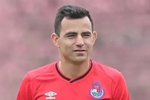 Marco Pappa regresará al fútbol profesional luego de tres años de ausencia