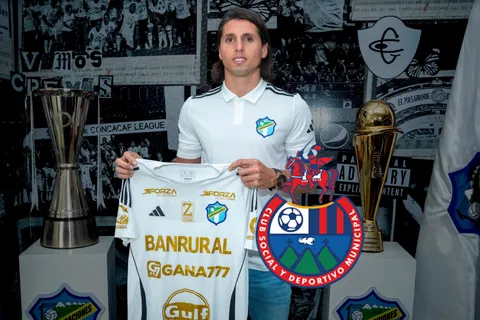 Comunicaciones lanza dardo a Municipal en la presentación de su nuevo fichaje para el Clausura 2026