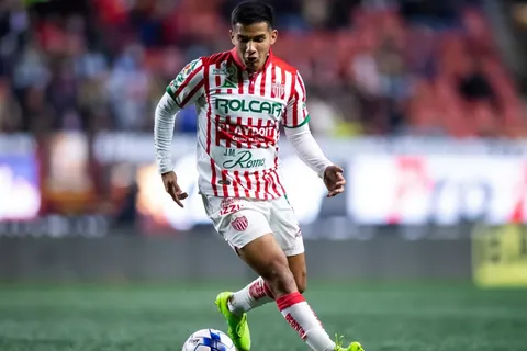 Chucho López tiene poca actividad con Necaxa
