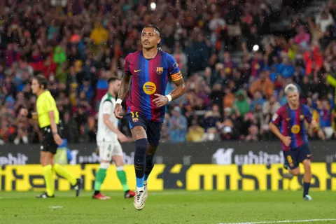 Barcelona aplastó 7-2 a Racing Santander por La Liga: resumen y goles