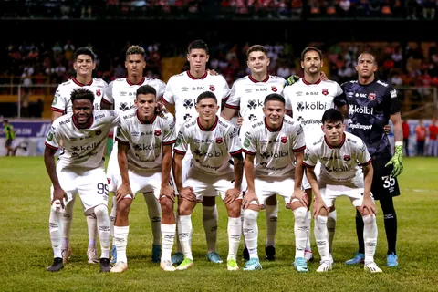 Alajuelense se interesa por Kendall Porras y este es la suma millonaria que deberá pagar