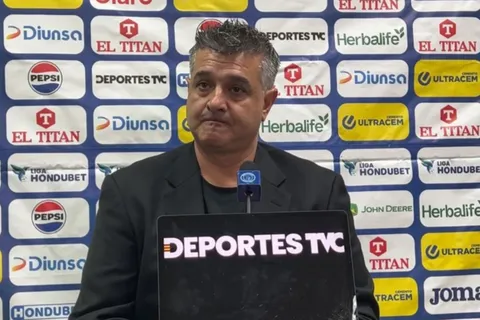 El tremendo enfado de Diego Vásquez con el arbitraje del Motagua vs Olimpia