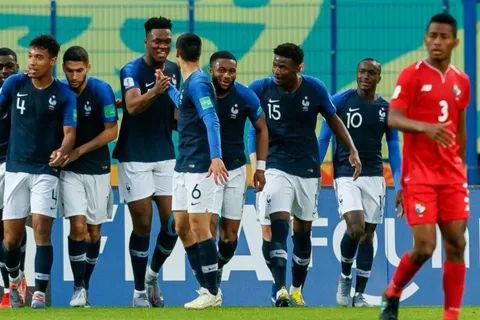 Panamá se resignó a perder con Francia, pero sigue vivo en Mundial Sub 20