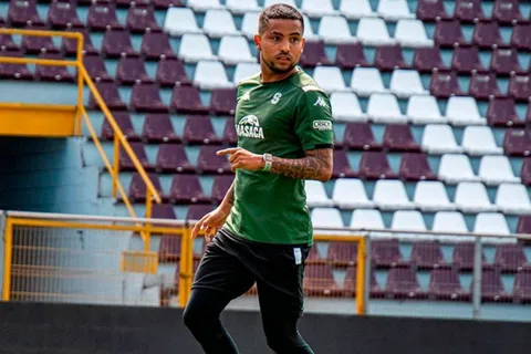 Frank Zamora no seguirá en Saprissa