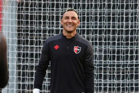 keylor-navas-entrenando-en-newells