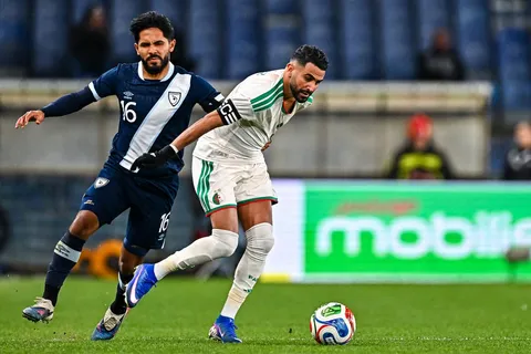 El doblete de Óscar Santis no alcanzó: Guatemala cayó 3-2 ante Jamaica con gol al 90+4'