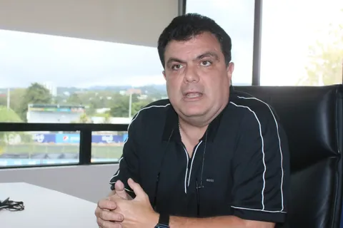 Todo Guatemala consternada por la dura acusación contra la FFG a días del partido con El Salvador: "No fue transparente"