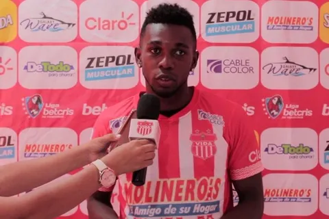 Carlos "Muma" Fernández no podrá jugar con el Vida