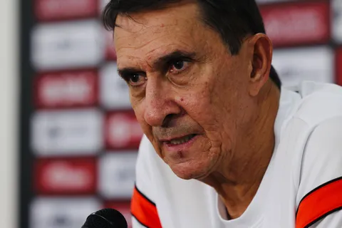Guimaraes le responde a Fonseca y otros ídolos de Alajuelense por sus críticas.