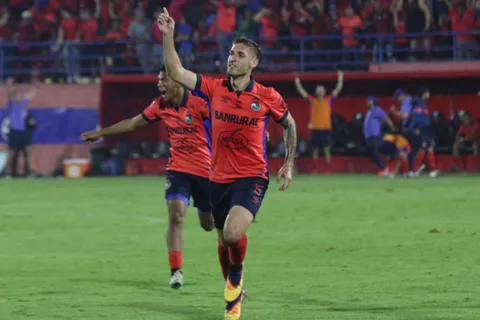 Municipal se acerca a su título 33 tras golear a Xelajú: resumen y goles