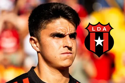 Europa lo llama: Santiago Van der Putten rompe el silencio sobre su futuro tras alzar la Recopa con Alajuelense