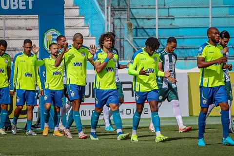 Olancho ficha a tres jugadores más y Lobos firma a goleador histórico de Motagua