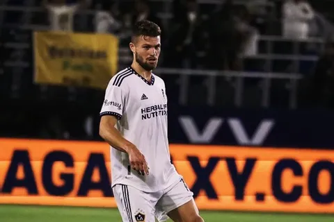 Eriq Zavaleta recibió un mensaje de Los Angeles Galaxy tras su debut