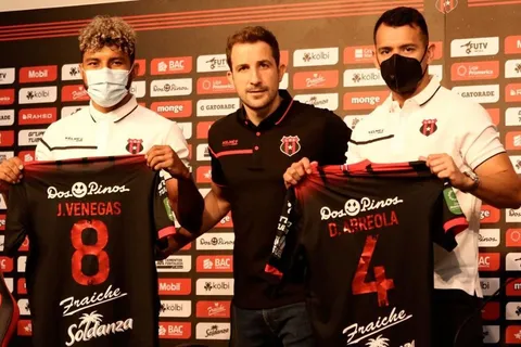 Alajuelense: Johan Venegas y Daniel Arreola asoman entre los más valiosos del plantel