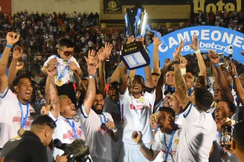 Olimpia se corona campeón tras vencer a Motagua