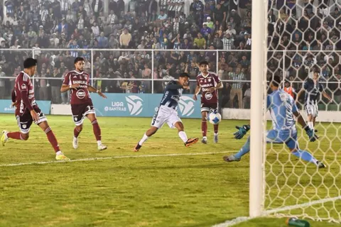Antigua vence a Comunicaciones en la ida de los cuartos de final: goles y resumen