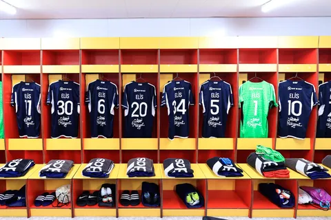 Girondins Burdeos dedicó el partido de hoy a Alberth Elis