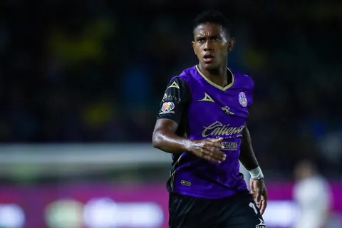 Yoel Bárcenas sigue en buena forma y suma una nueva asistencia [VIDEO]