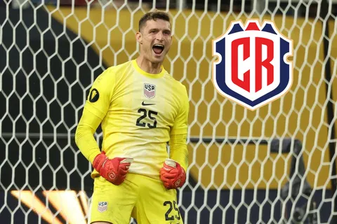 Nunca visto en el fútbol mundial: la ayuda que recibió el portero de Estados Unidos para contener los penales y eliminar a Costa Rica en Copa Oro