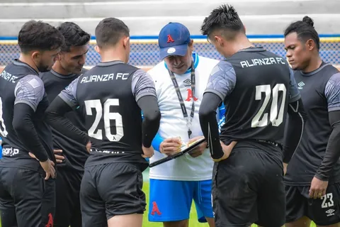El técnico de Alianza espera recuperar a Mario González para enfrentar a Alajuelense