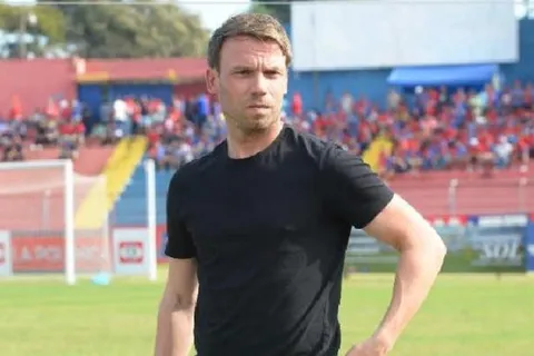 Juan Cortés arremetió contra FESFUT por anularle el título a Once Deportivo