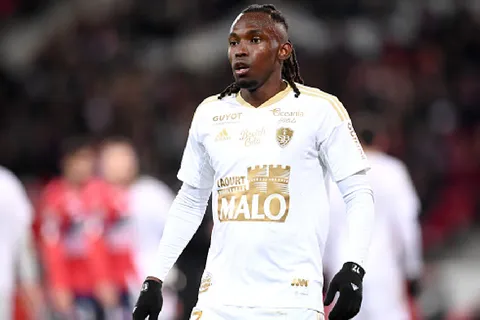 Incrementa la crisis de Alberth Elis en Stade Brestois de Francia